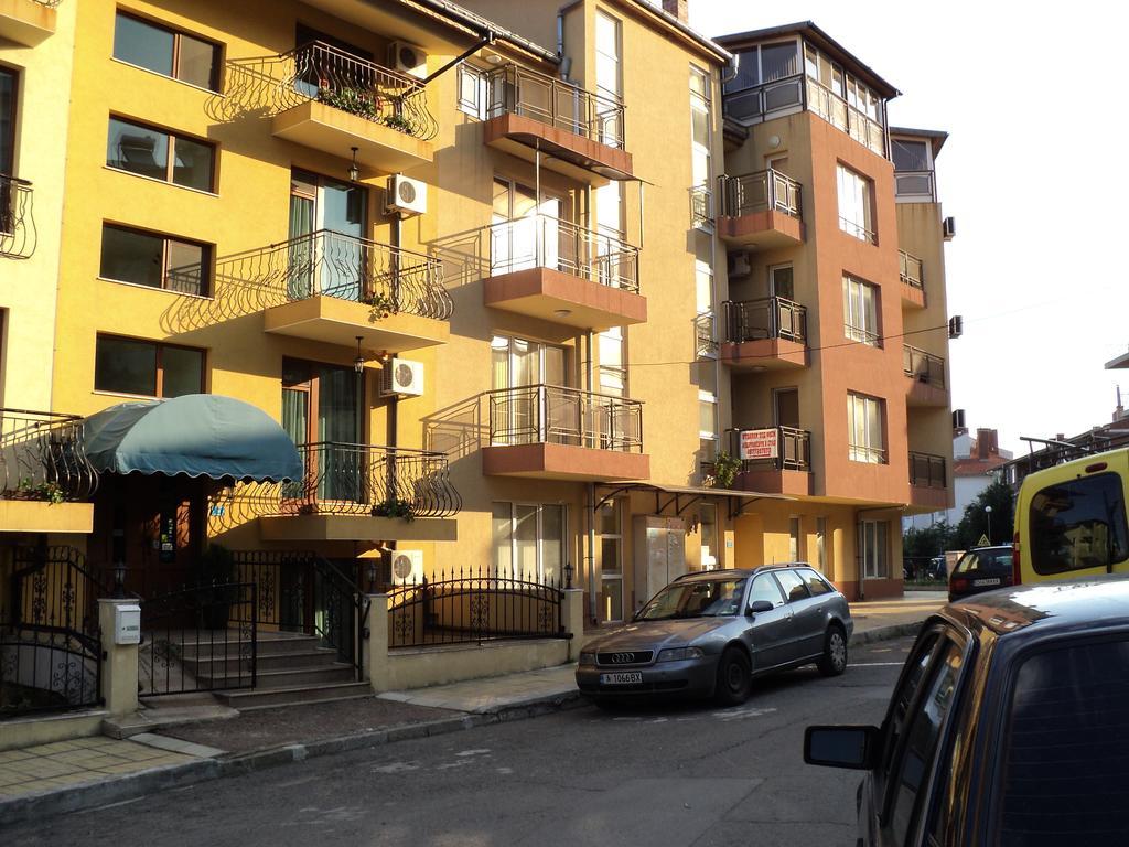 Meni Apartments And Guest Rooms Sozopol Chambre photo