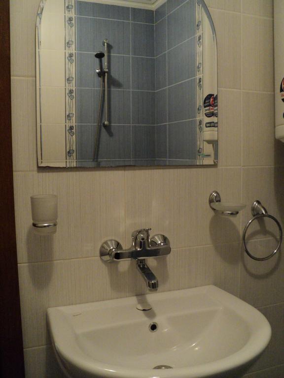 Meni Apartments And Guest Rooms Sozopol Extérieur photo