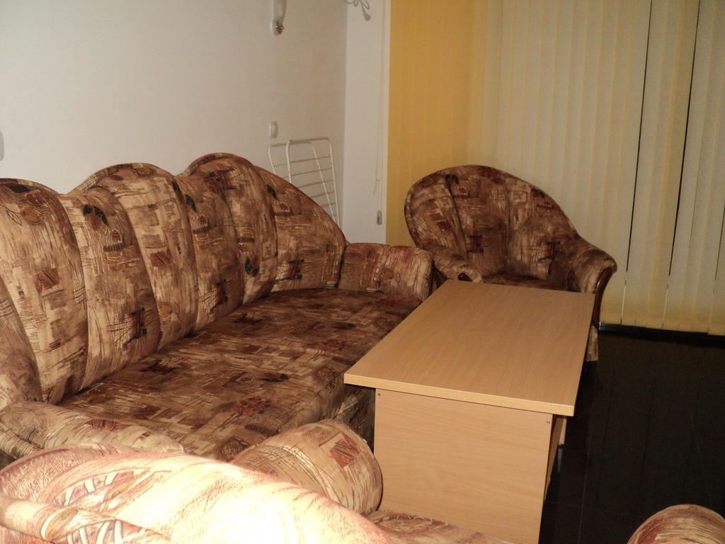 Meni Apartments And Guest Rooms Sozopol Extérieur photo
