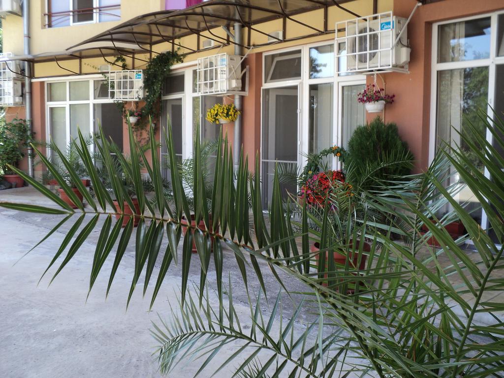 Meni Apartments And Guest Rooms Sozopol Extérieur photo